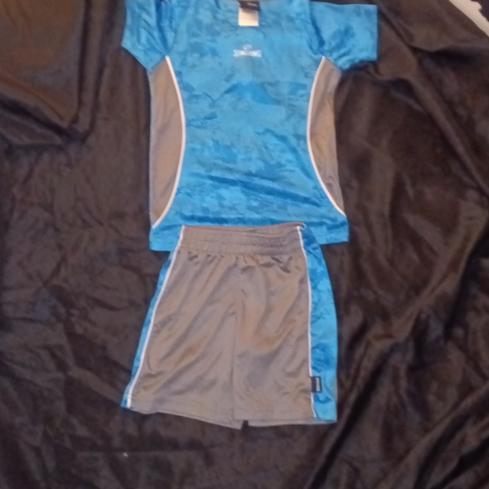Boy's 2 piece Spaulding short set 4t